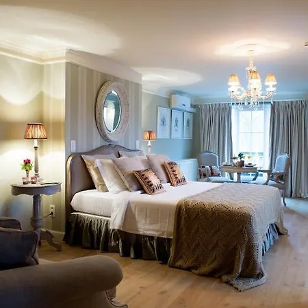 Reynaert Bed & Breakfast 4*