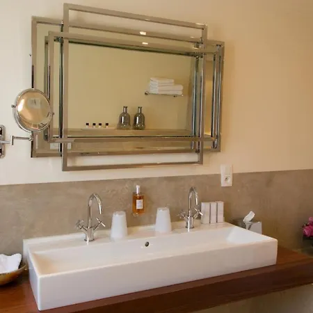 Reynaert Bed & Breakfast 4*